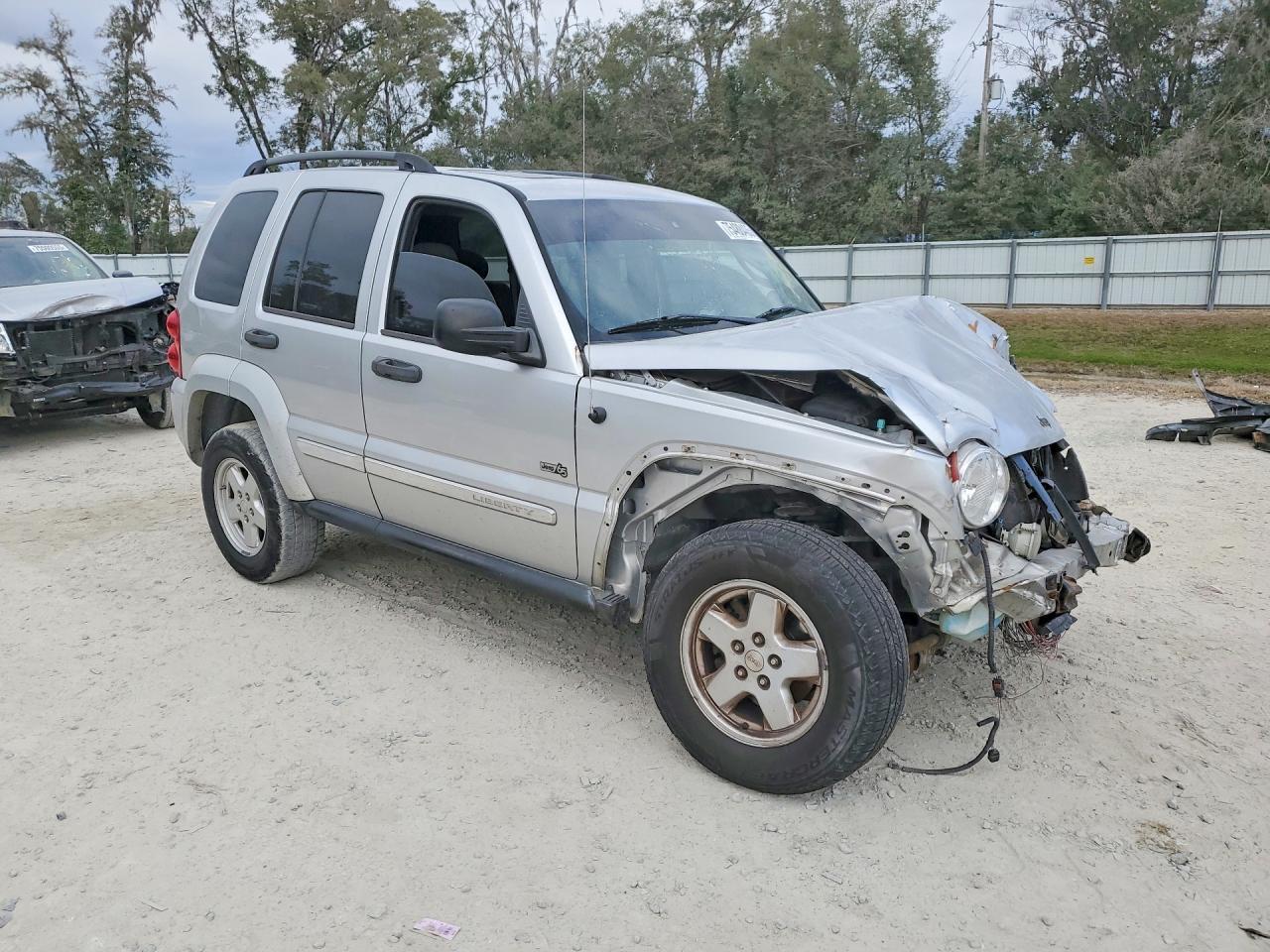 2006 JEEP Liberty