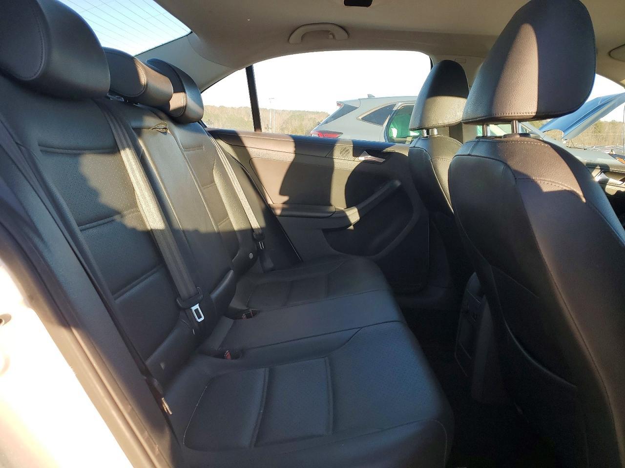 2014 VOLKSWAGEN JETTA