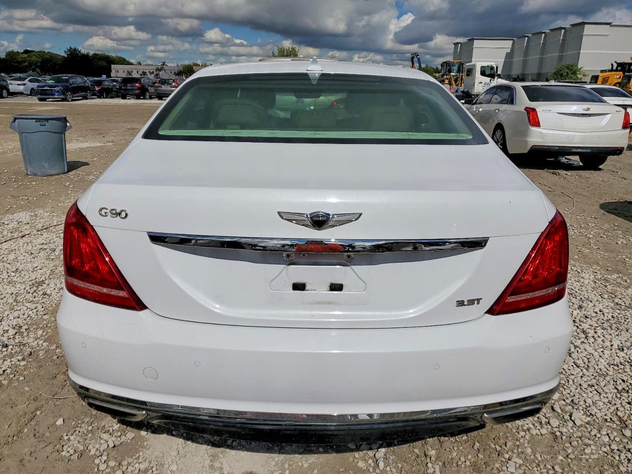 2018 GENESIS G90