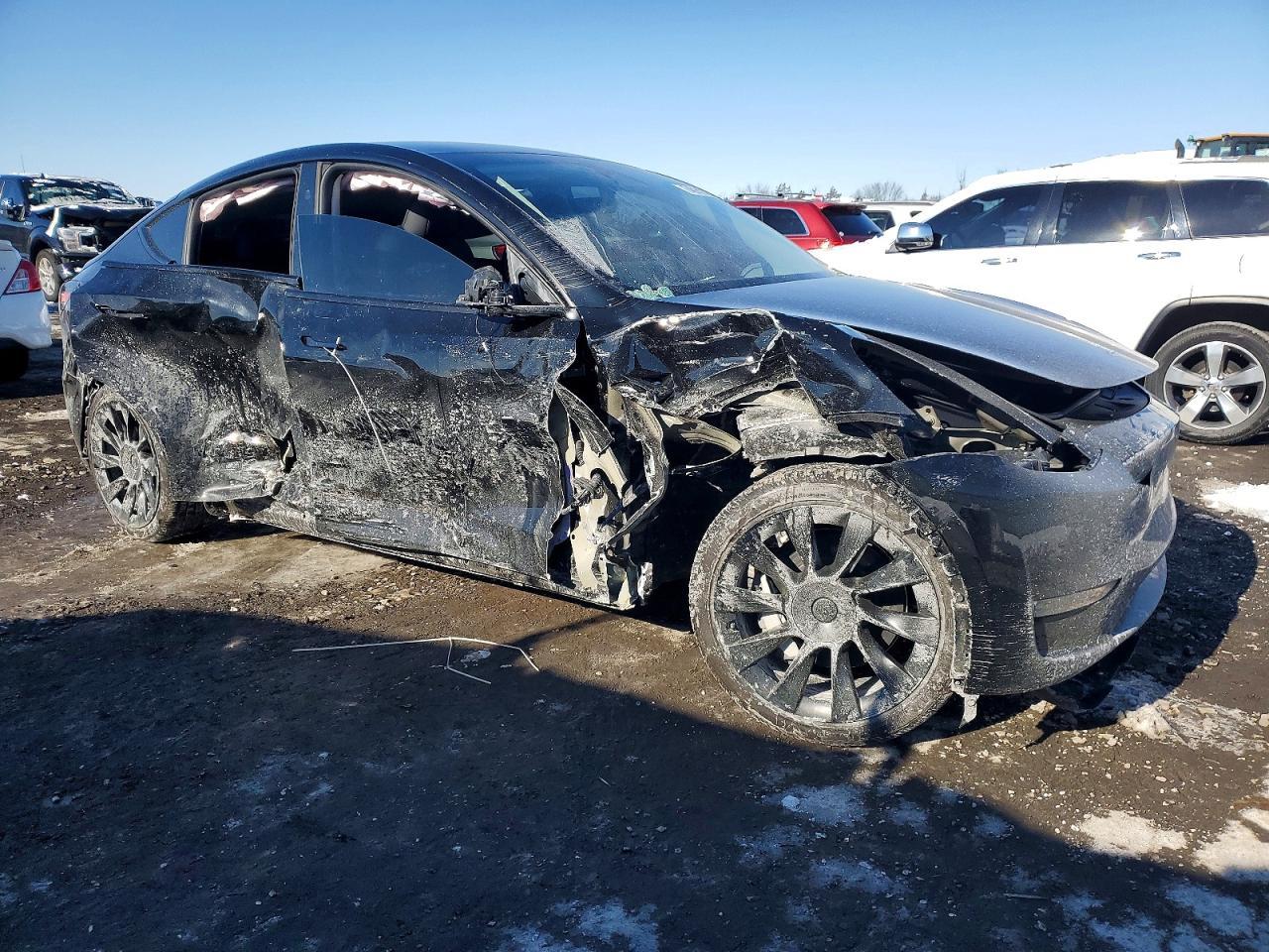 2023 TESLA MODEL Y