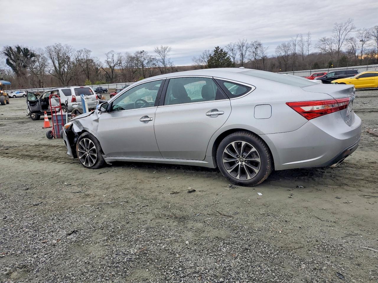 2018 TOYOTA Avalon