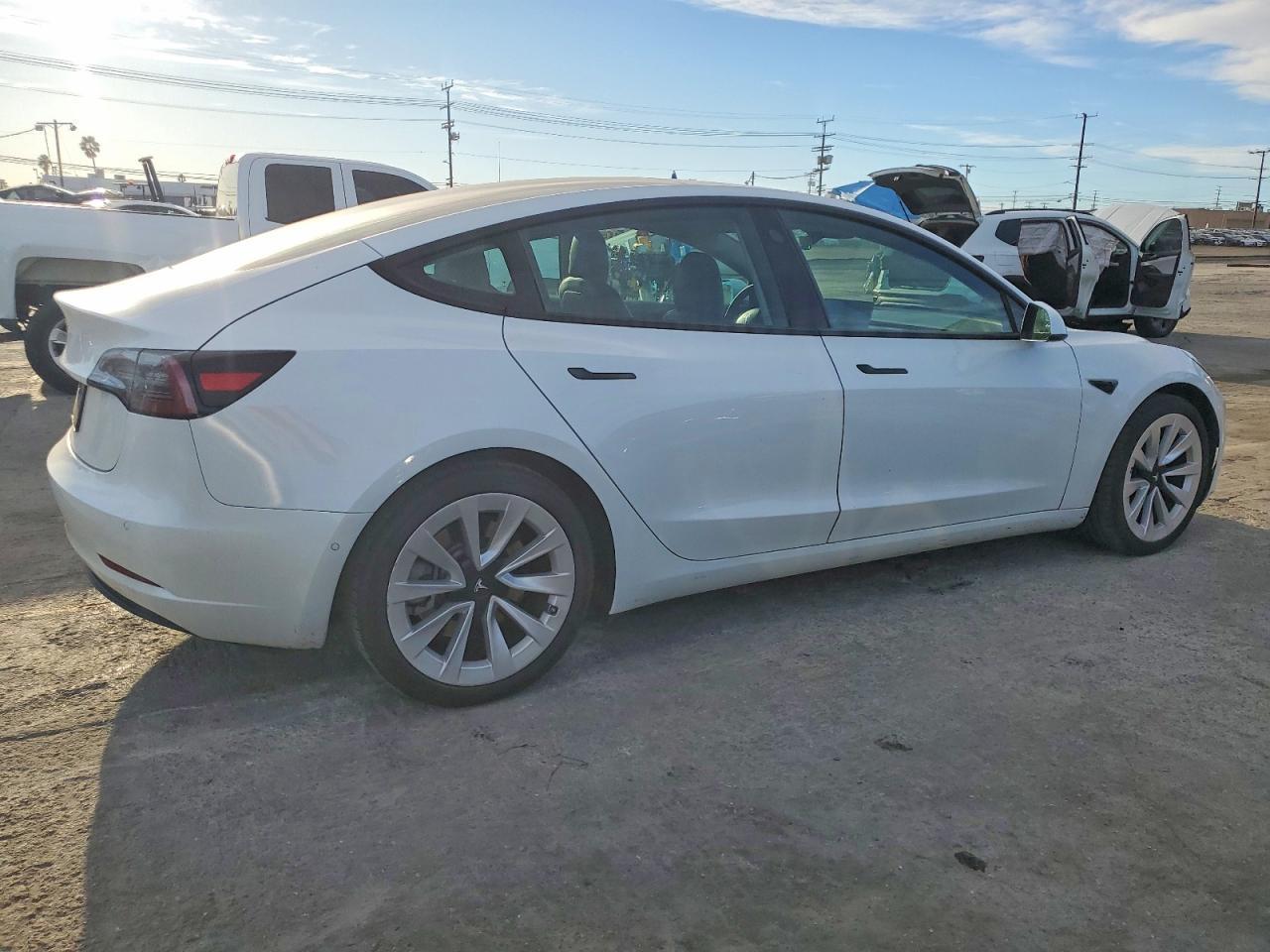 2021 TESLA MODEL 3
