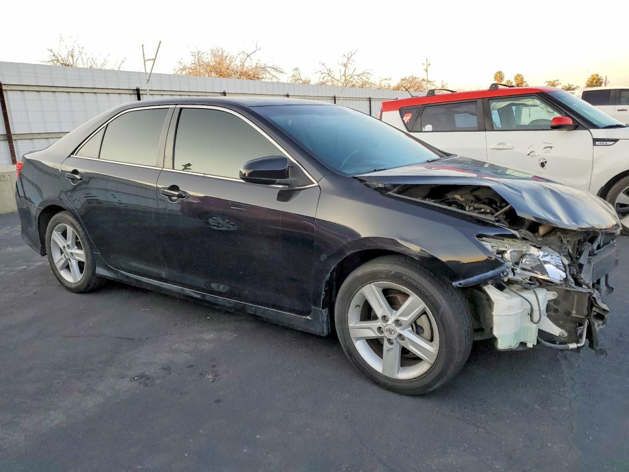 2012 TOYOTA CAMRY