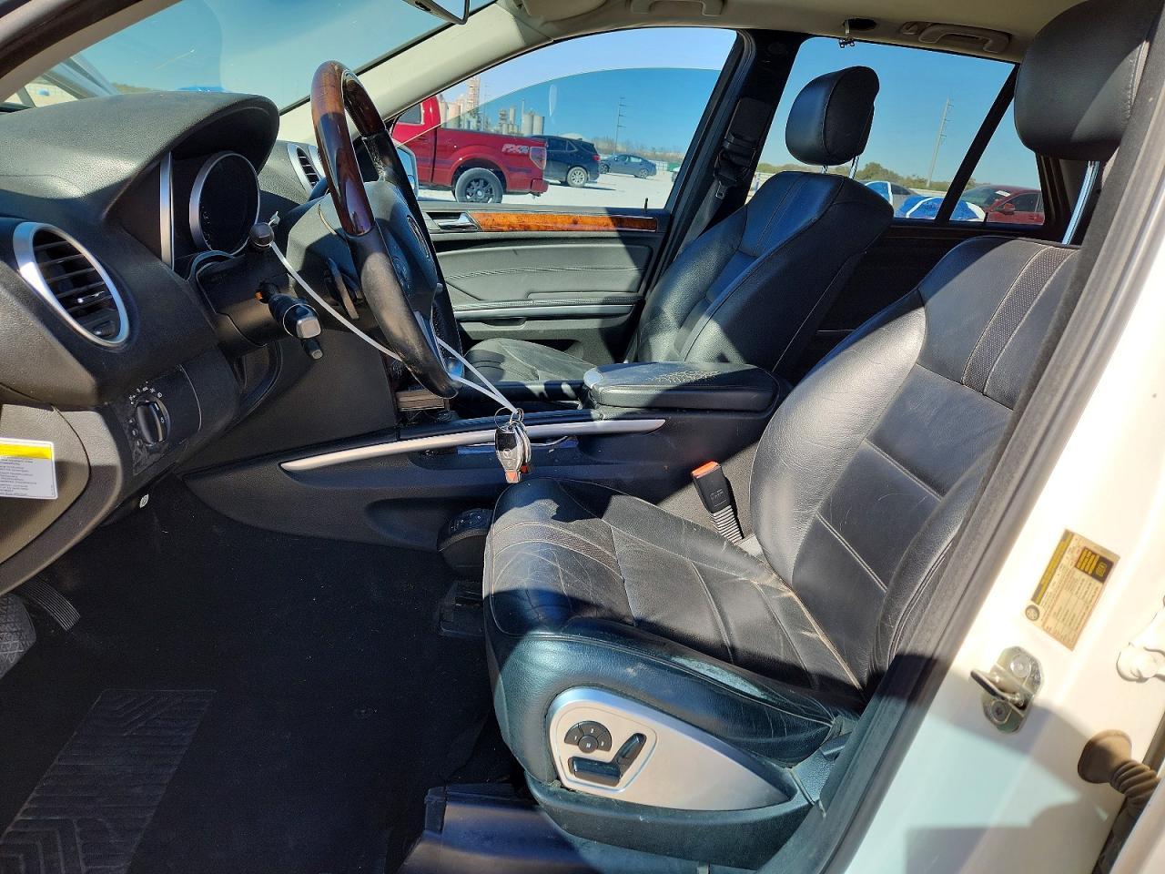 2011 MERCEDES-BENZ ML-Class