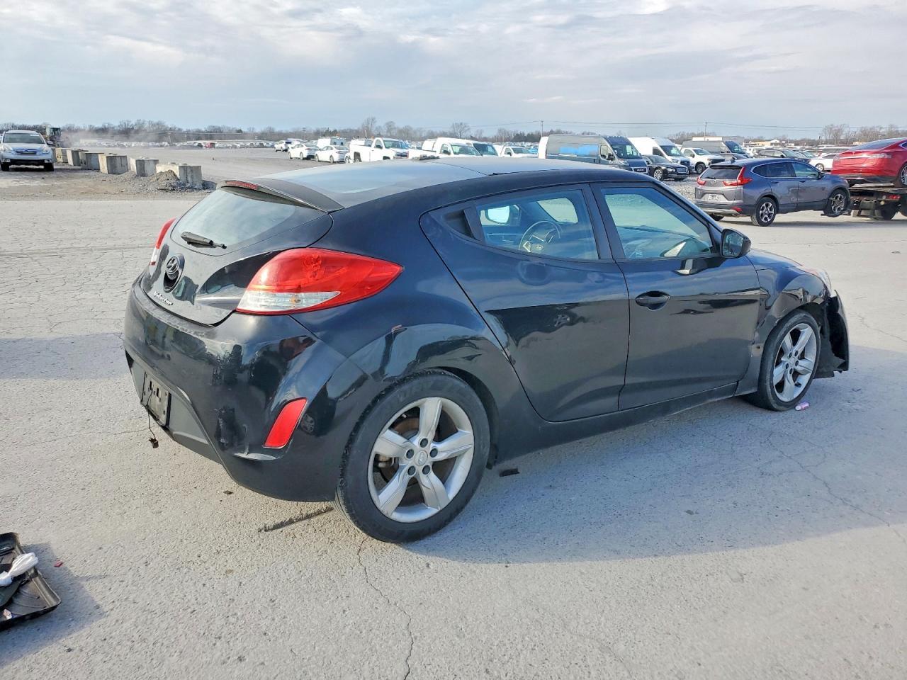 2013 HYUNDAI VELOSTER