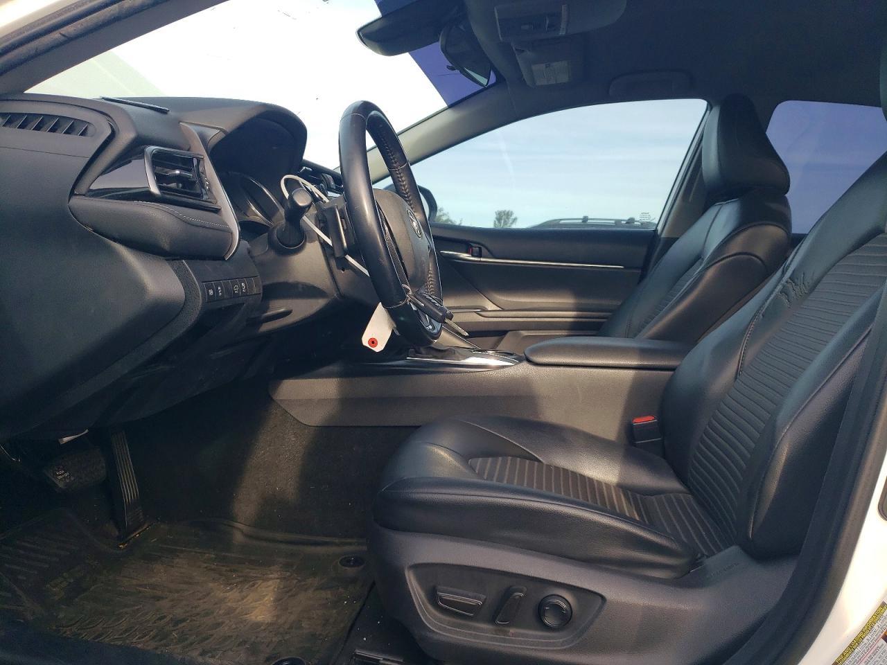 2020 TOYOTA CAMRY