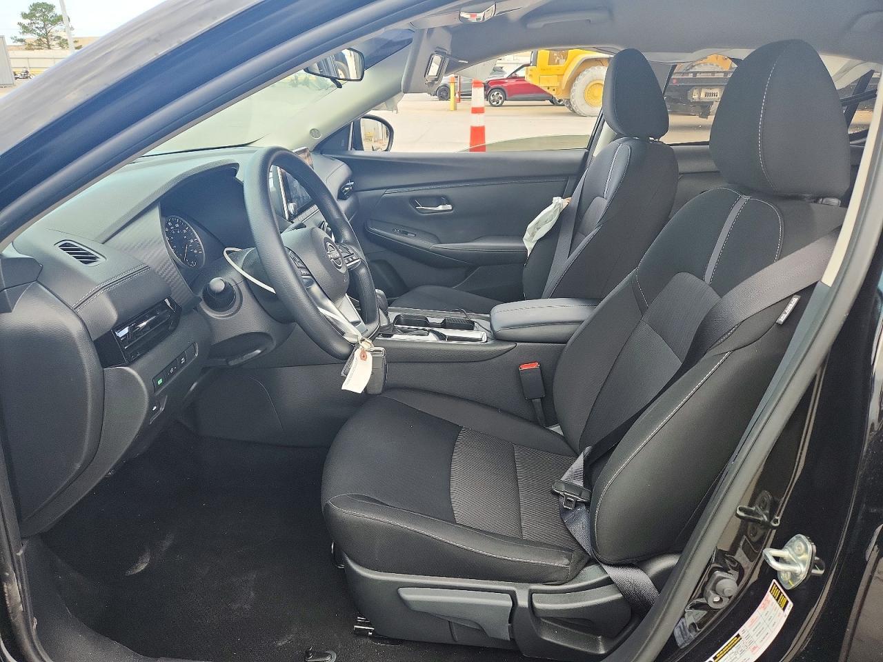 2025 NISSAN SENTRA
