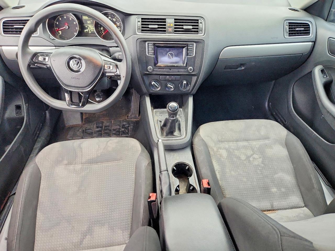 2017 VOLKSWAGEN JETTA