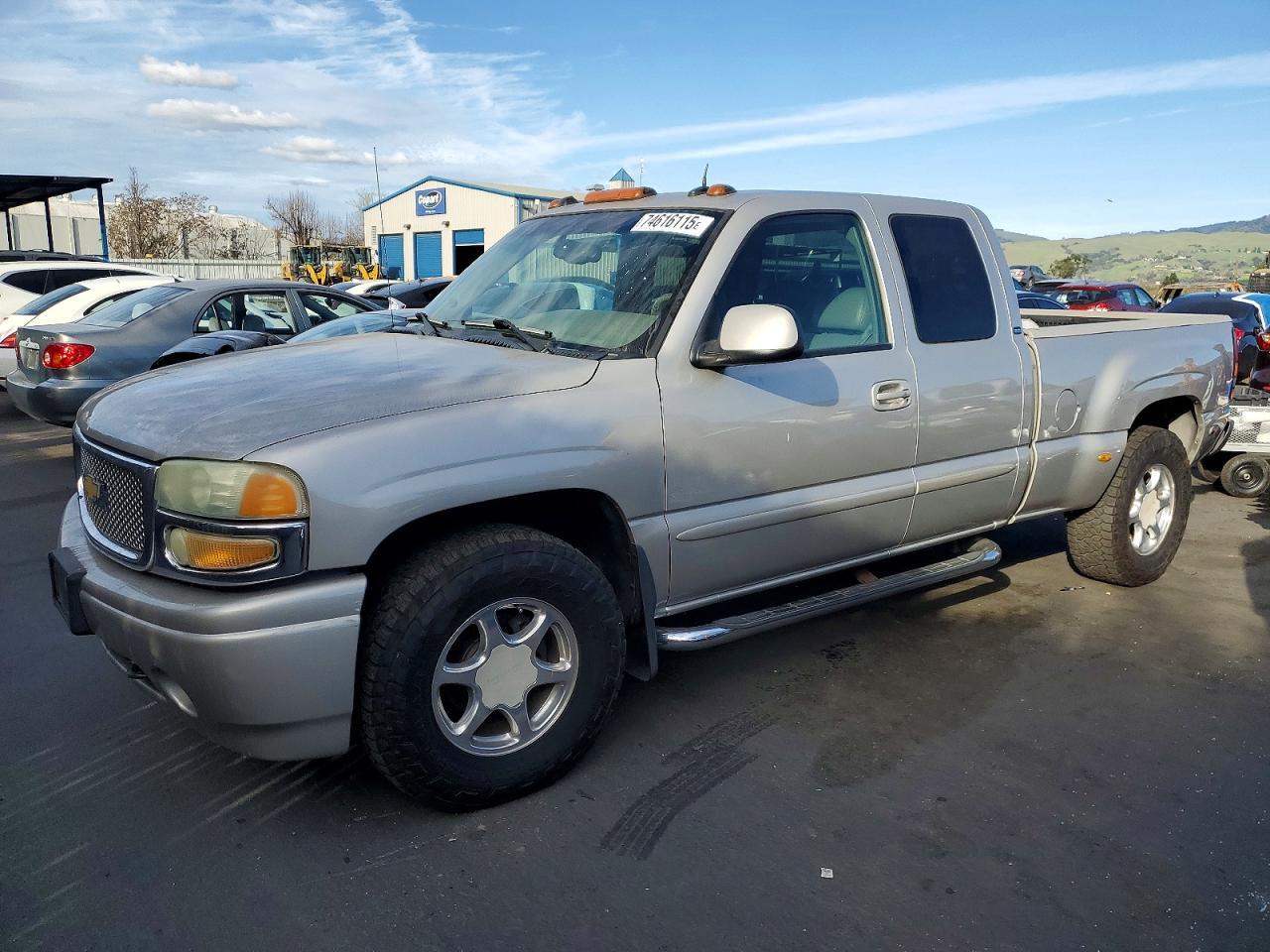 2004 GMC Sierra