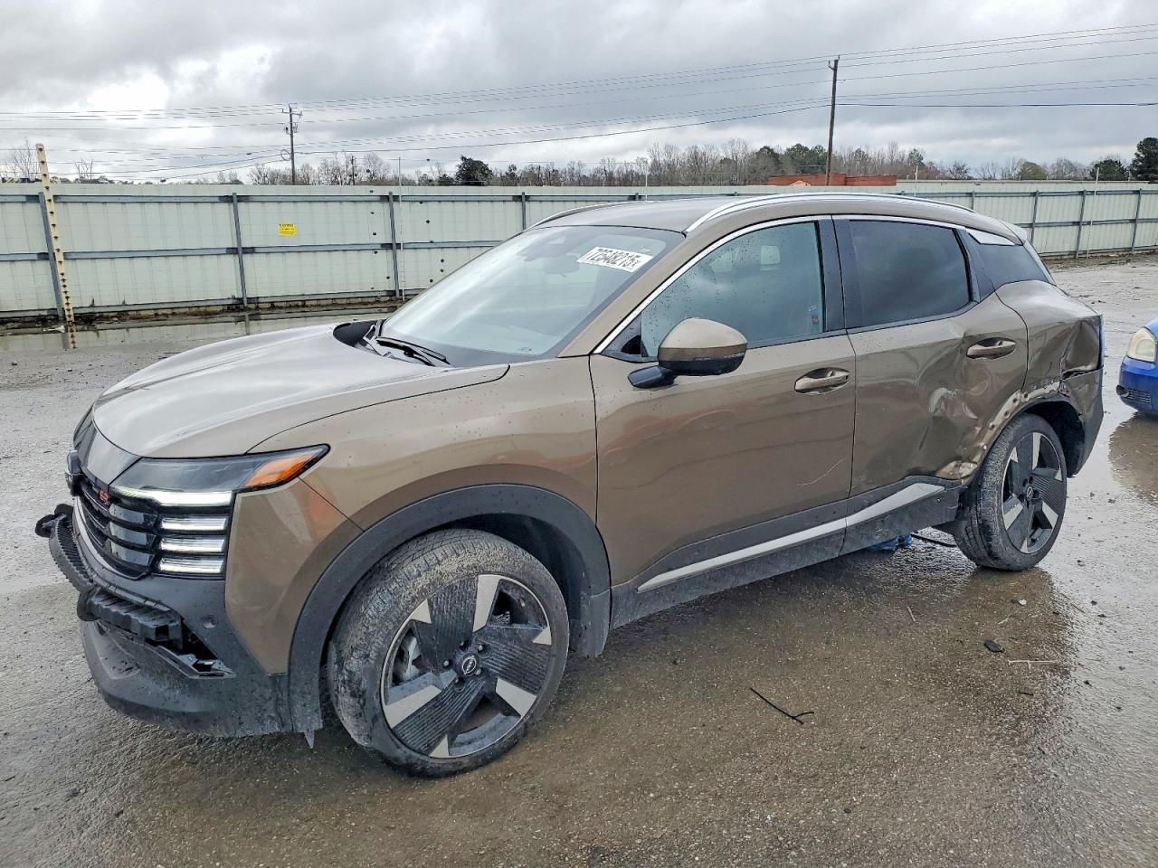 2025 NISSAN KICKS