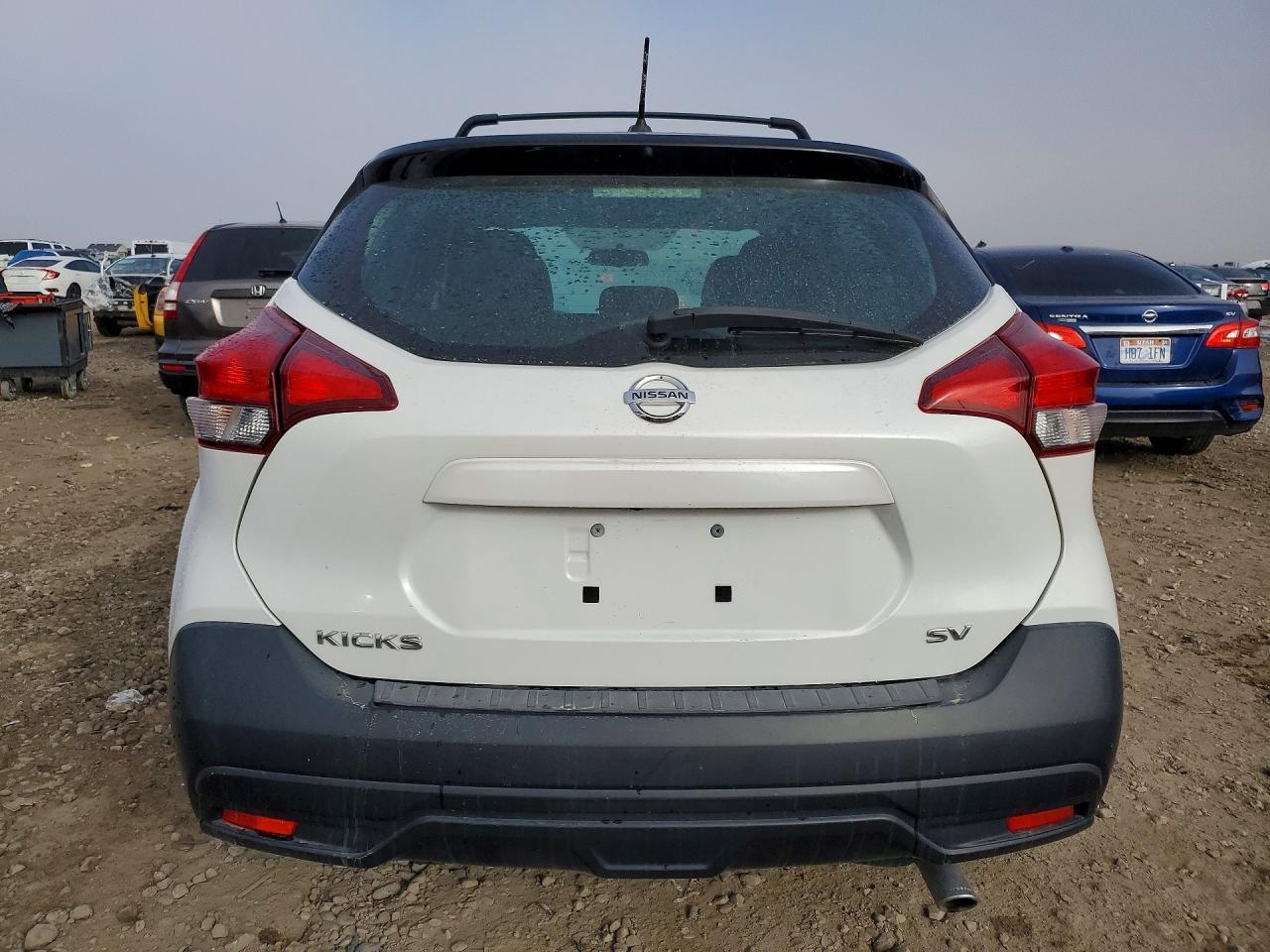 2018 NISSAN KICKS