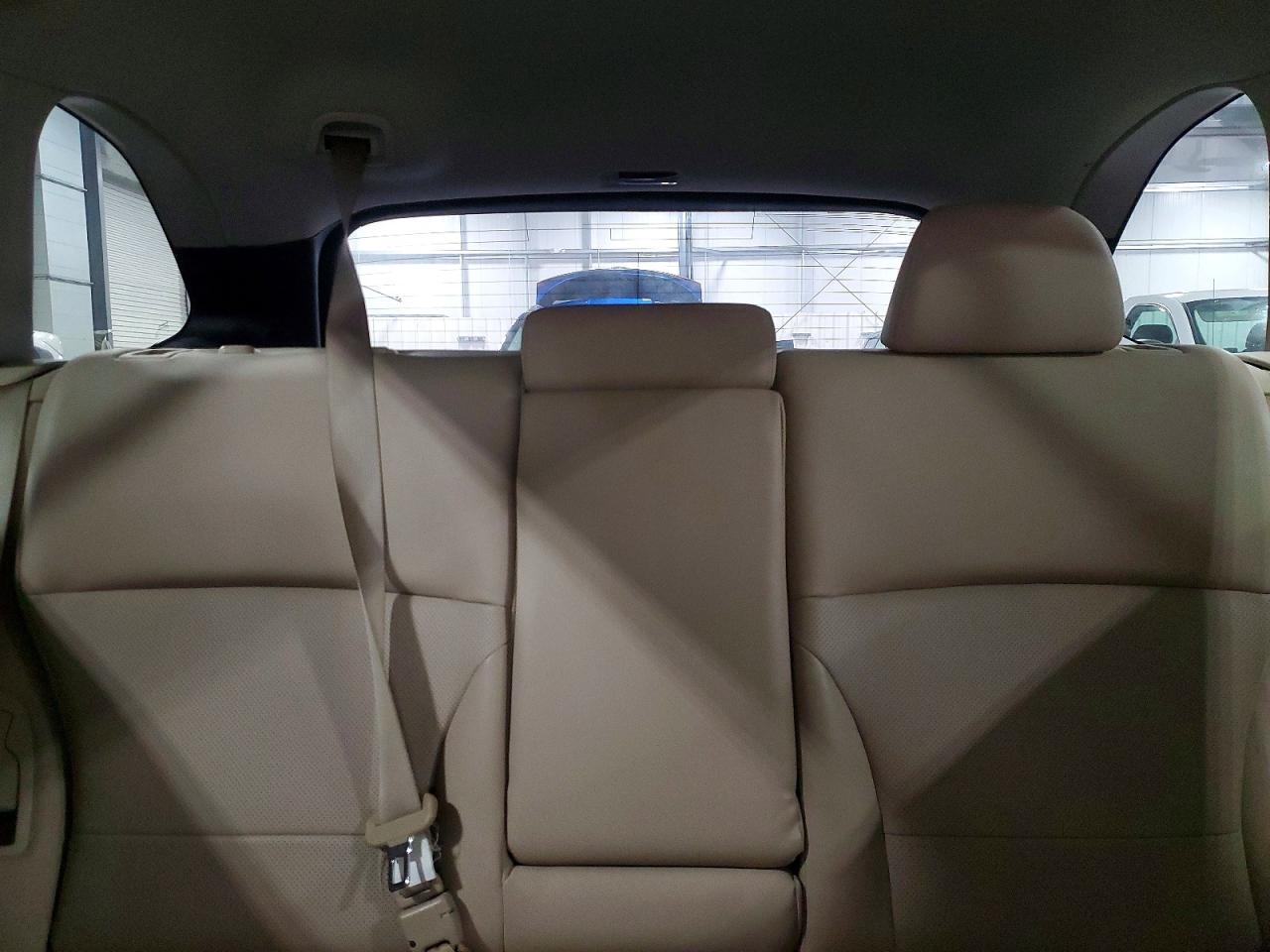 2015 SUBARU Outback