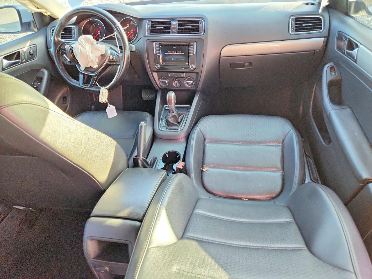 2017 VOLKSWAGEN JETTA