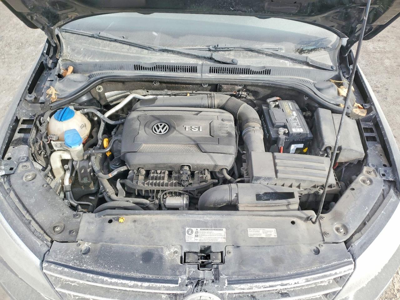 2015 VOLKSWAGEN JETTA