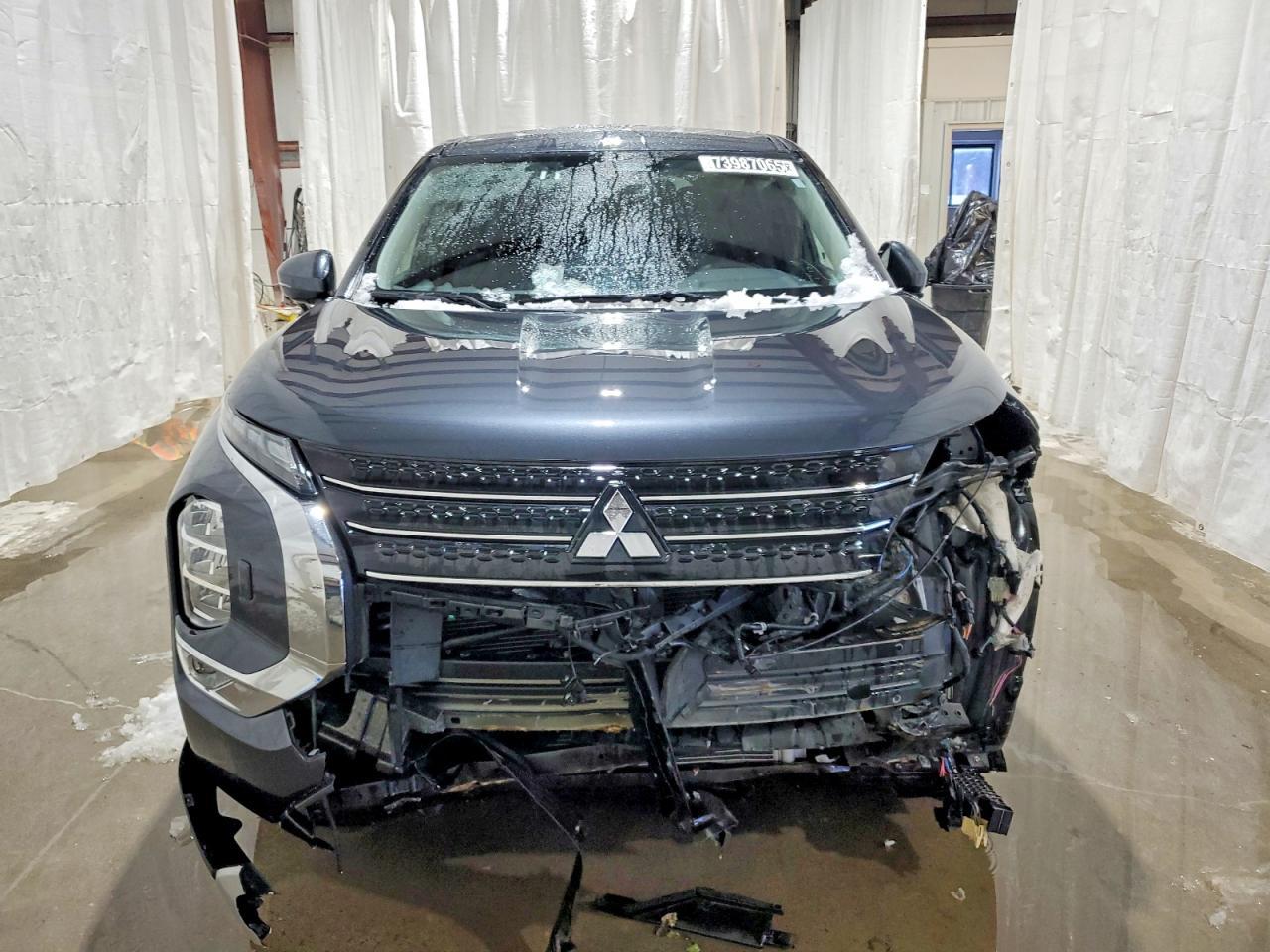 2024 MITSUBISHI outlander
