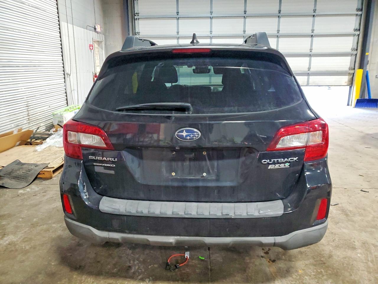 2017 SUBARU Outback