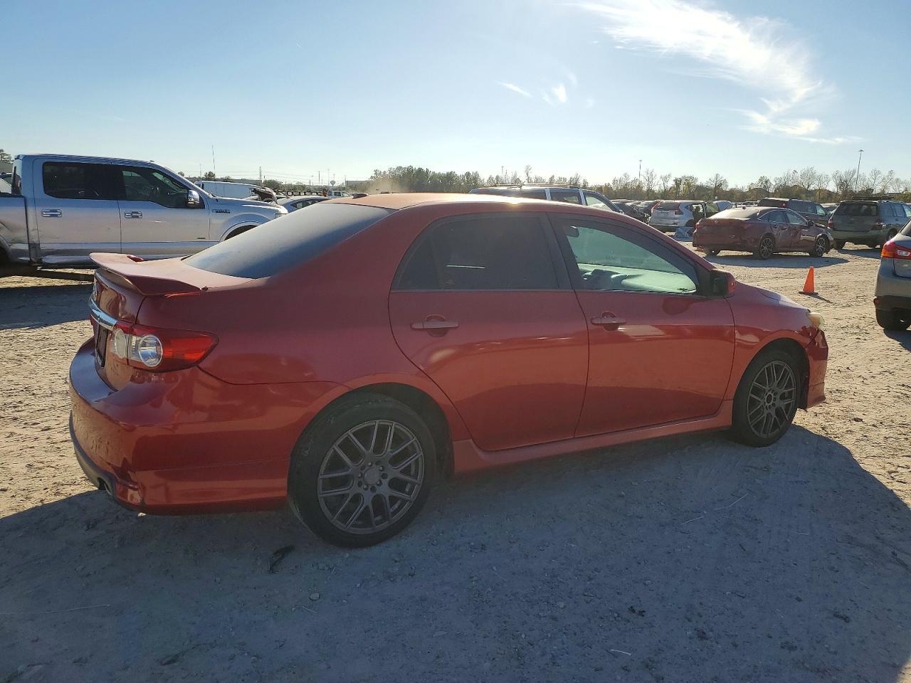 2013 TOYOTA COROLLA