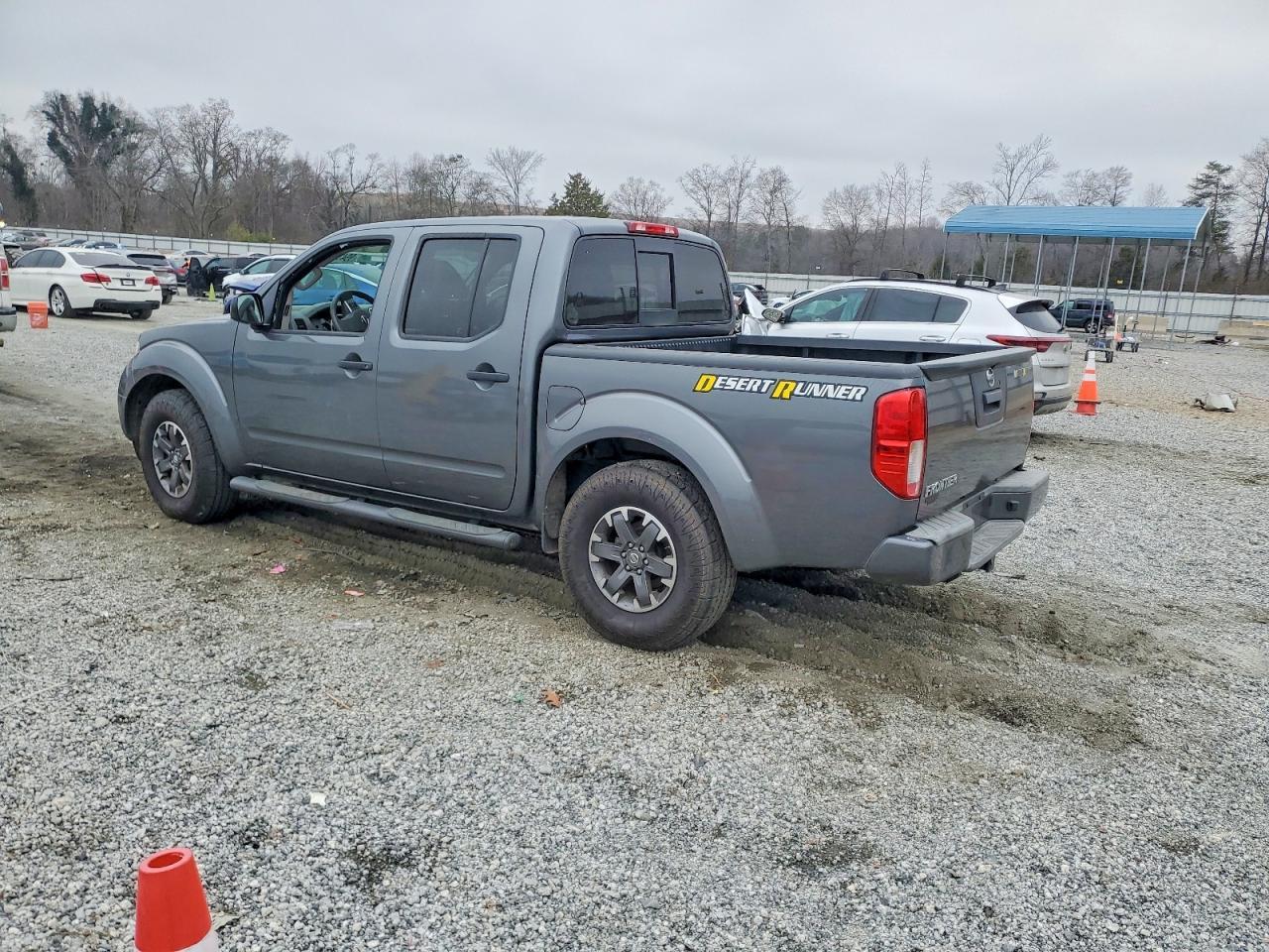 2016 NISSAN Frontier