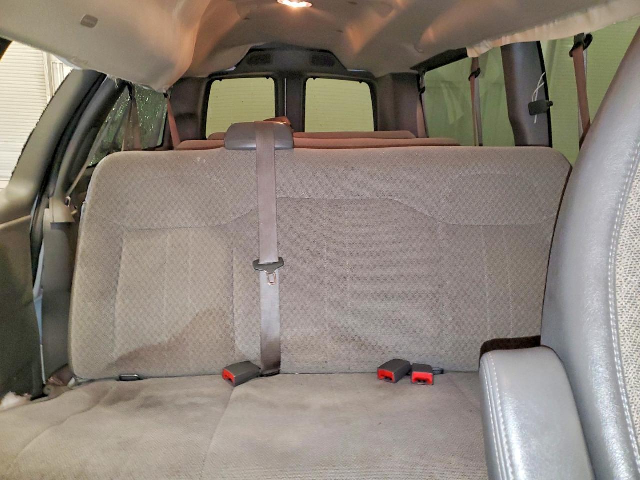 2013 CHEVROLET Express 3500