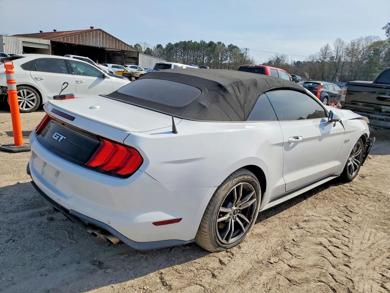2019 FORD MUSTANG