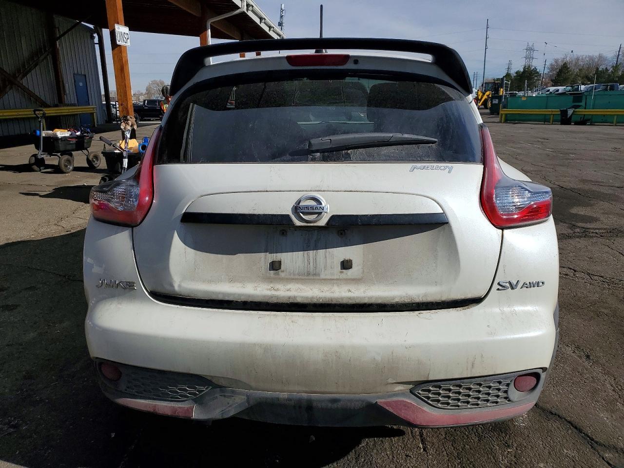 2015 NISSAN Juke
