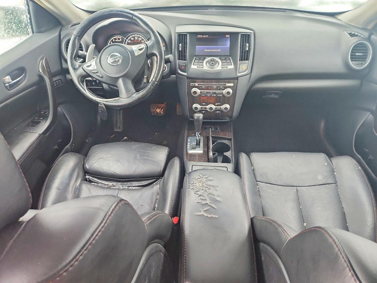 2012 NISSAN Maxima