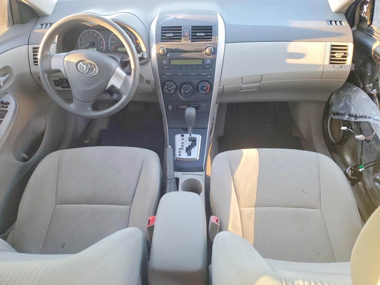 2010 TOYOTA COROLLA