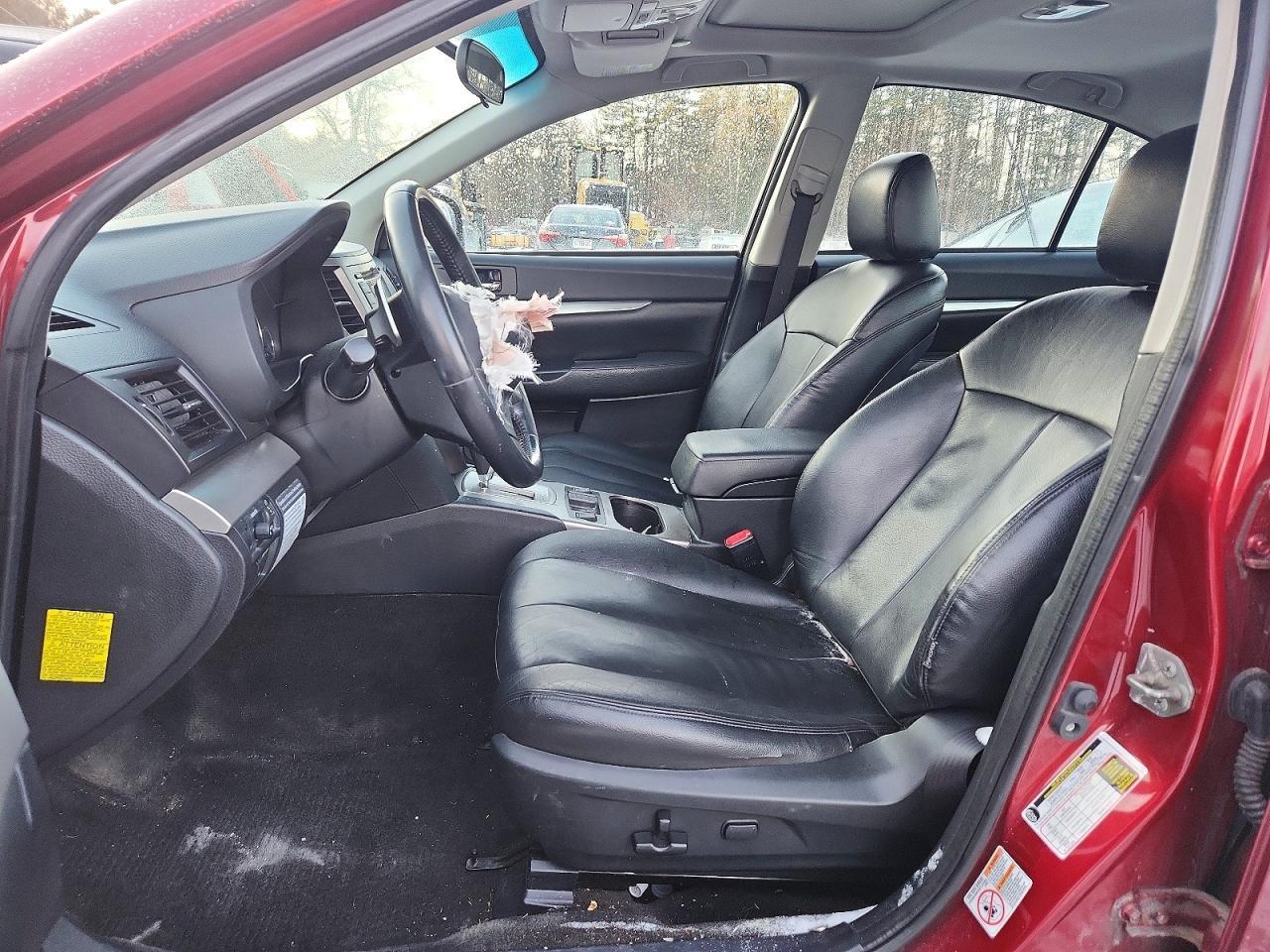 2012 SUBARU Legacy