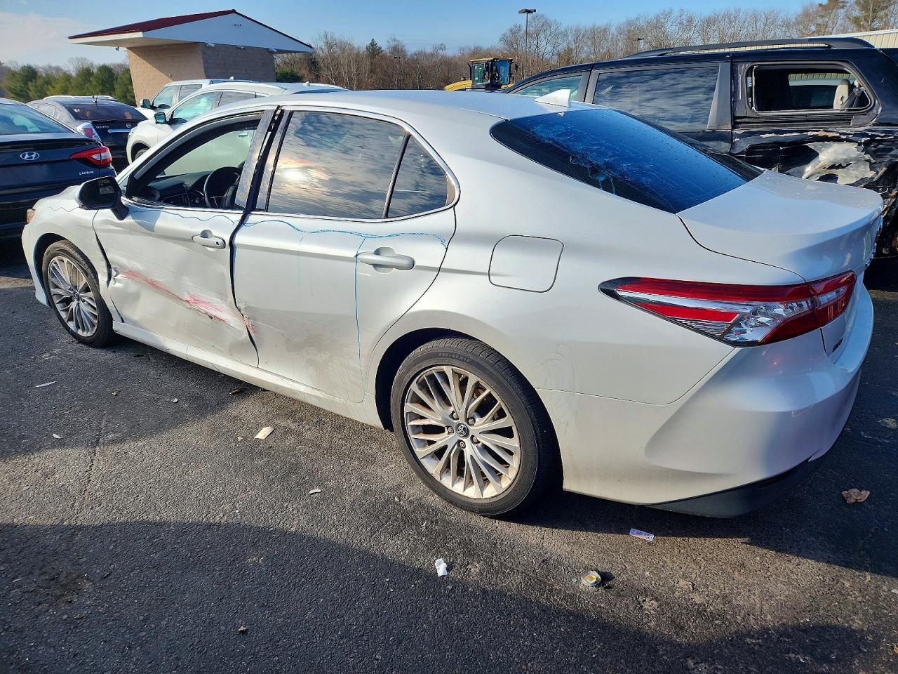 2019 TOYOTA CAMRY