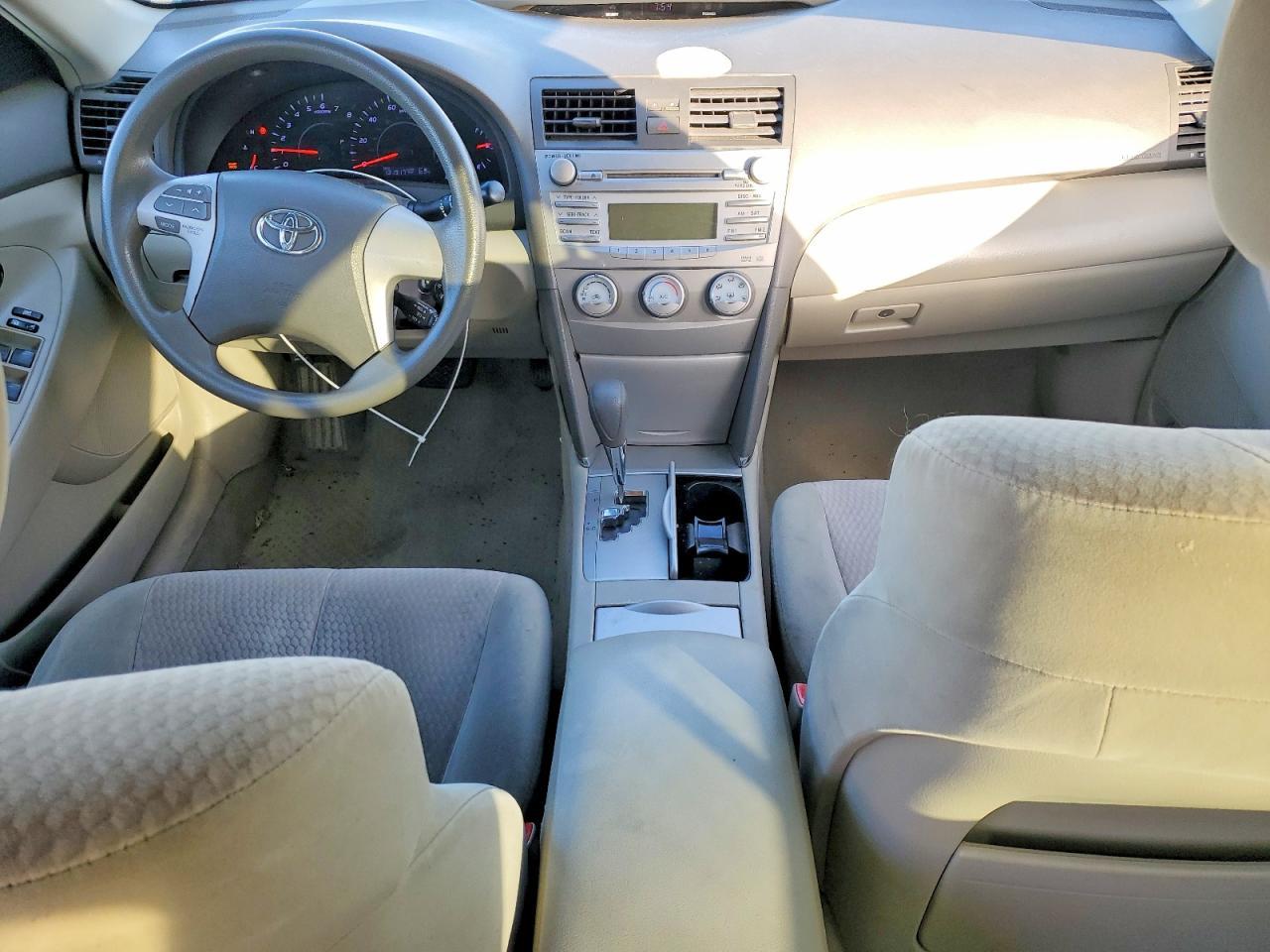 2011 TOYOTA CAMRY