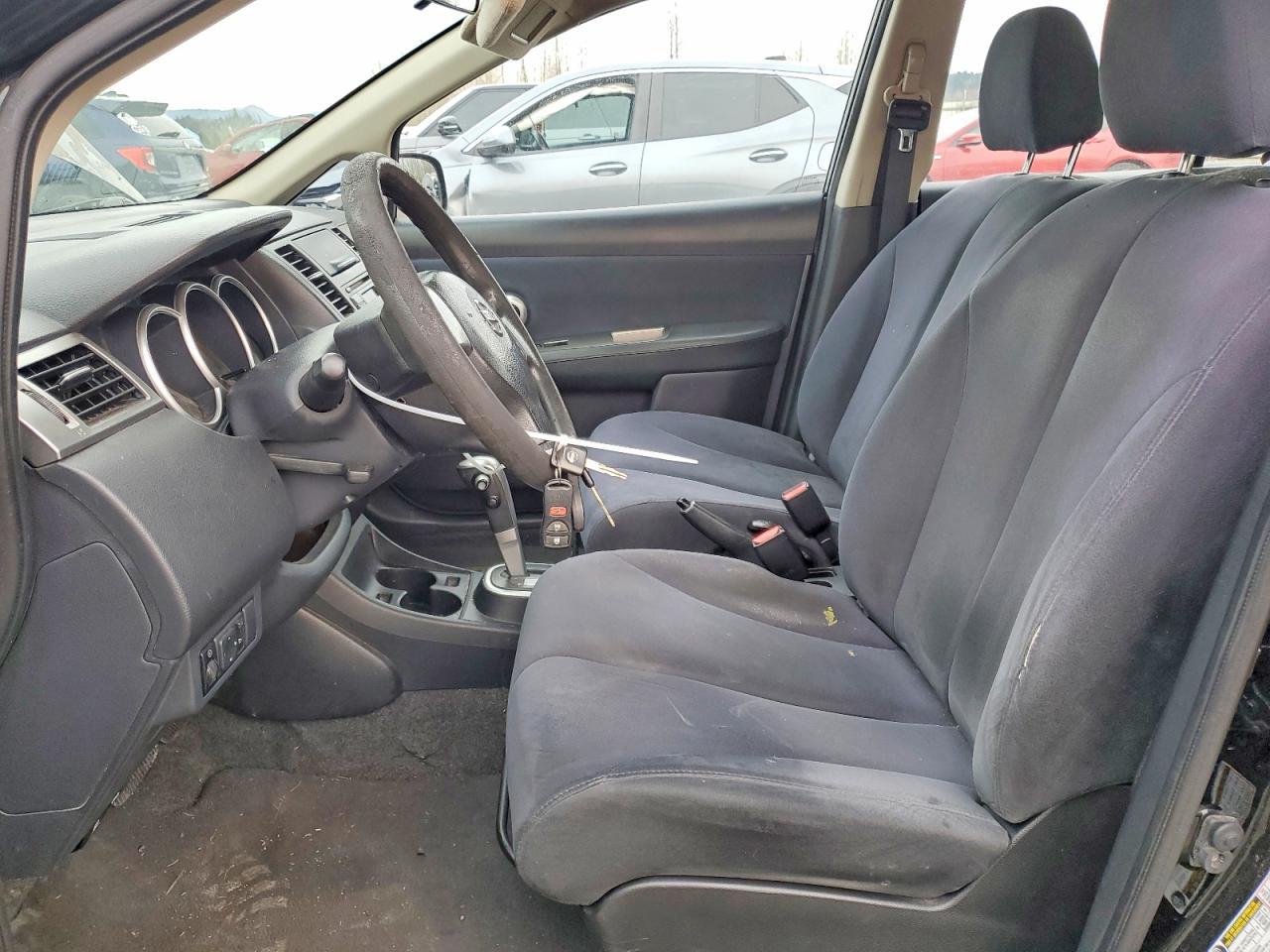2009 NISSAN VERSA