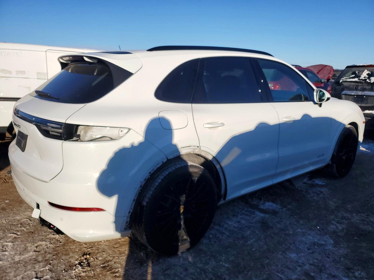 2021 PORSCHE CAYENNE