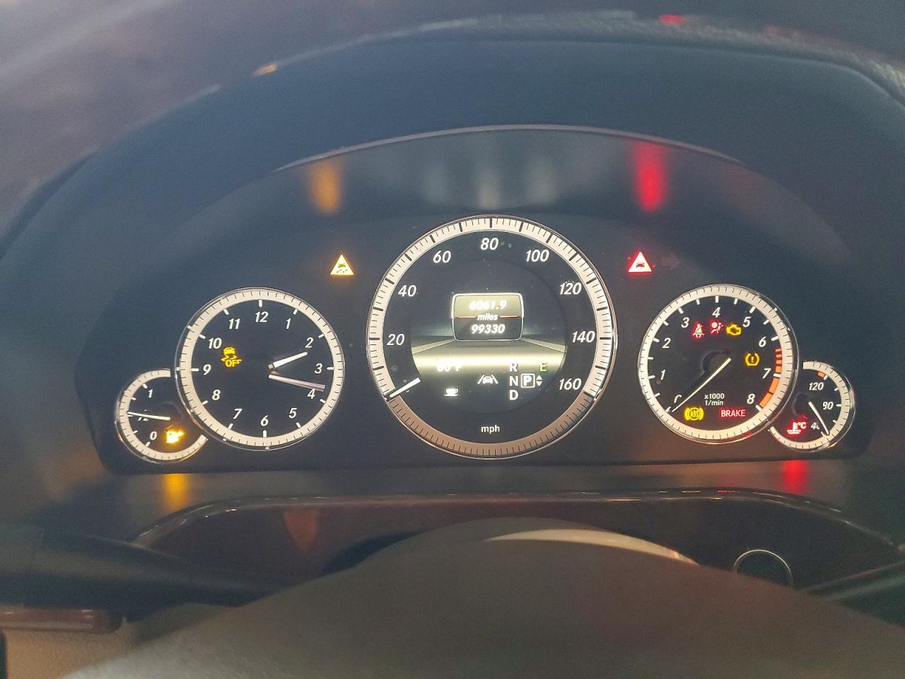2013 MERCEDES-BENZ E-Class