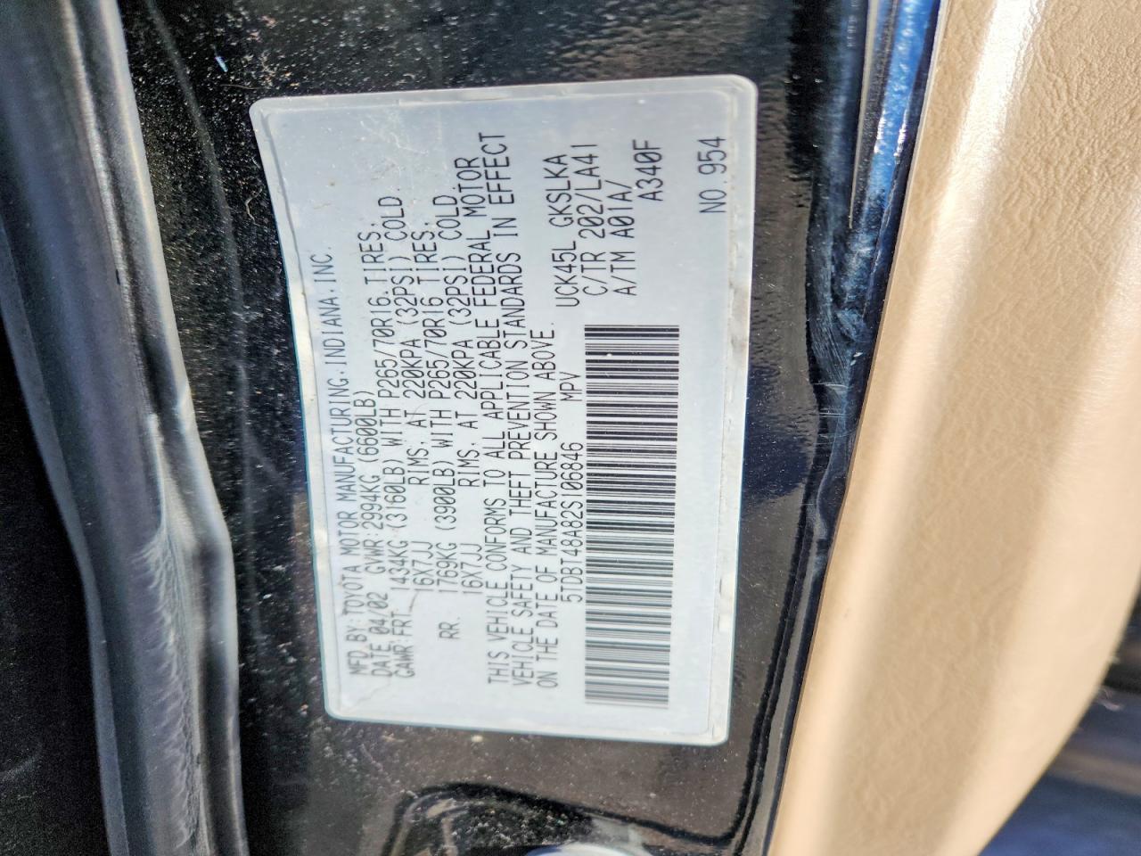 2002 TOYOTA Sequoia