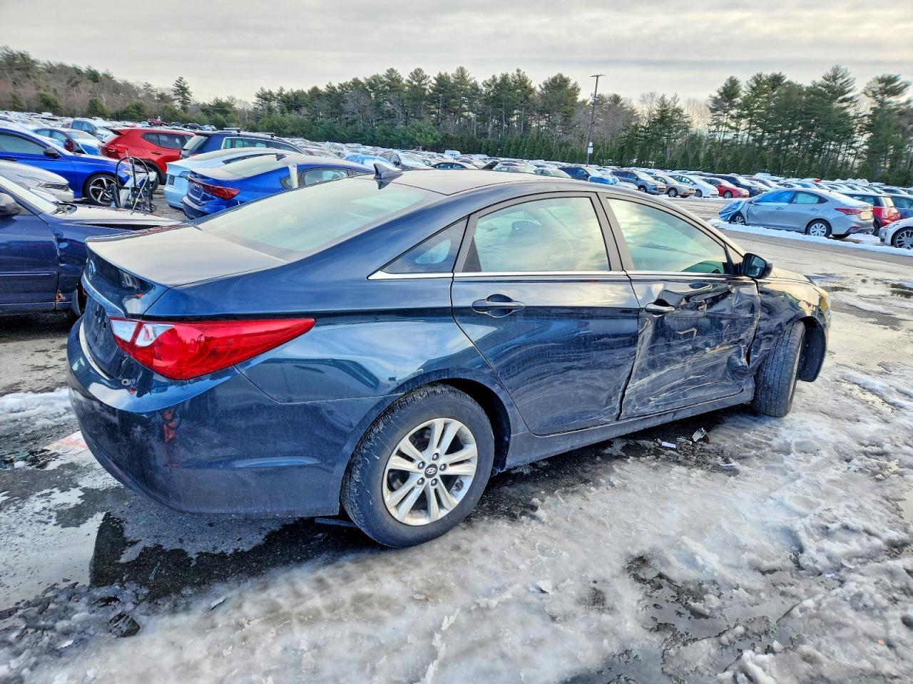 2011 HYUNDAI SONATA
