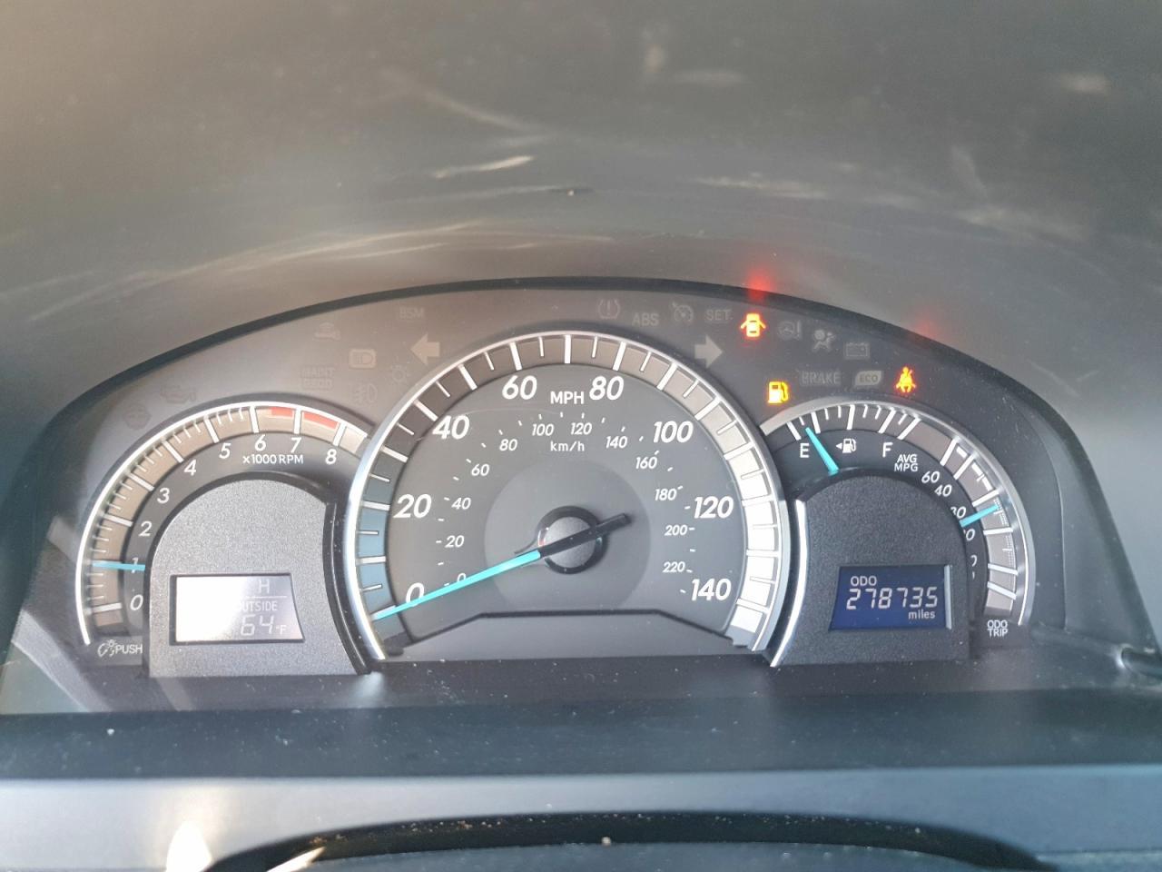 2014 TOYOTA CAMRY
