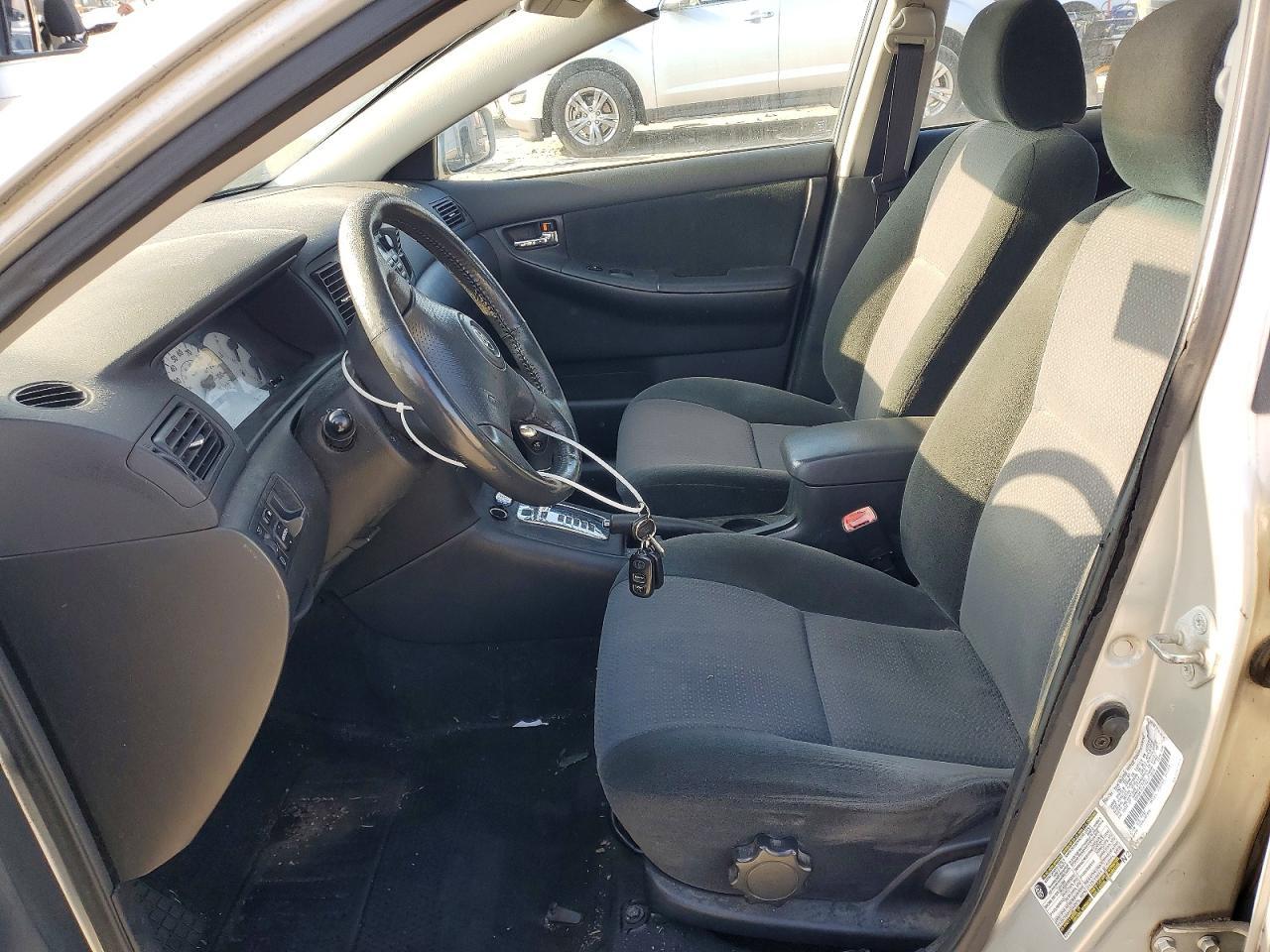 2004 TOYOTA COROLLA