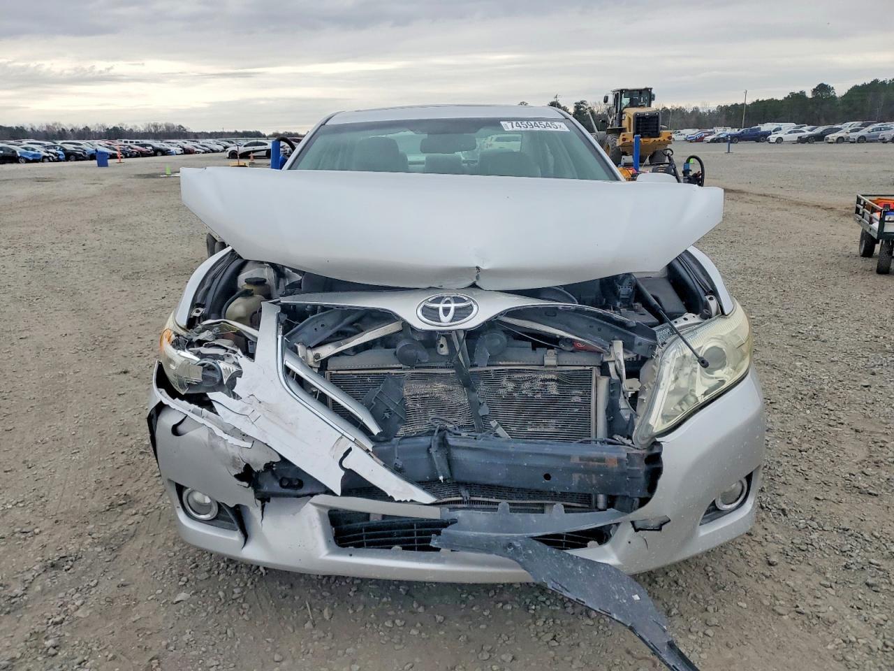 2010 TOYOTA CAMRY
