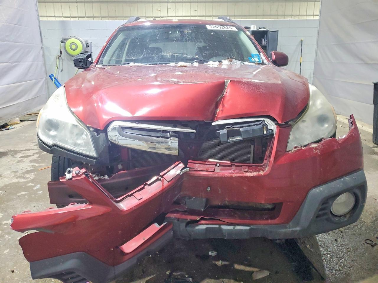 2014 SUBARU Outback