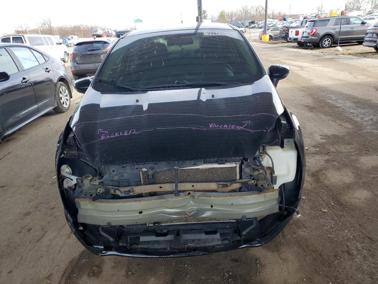 2016 FORD Fiesta