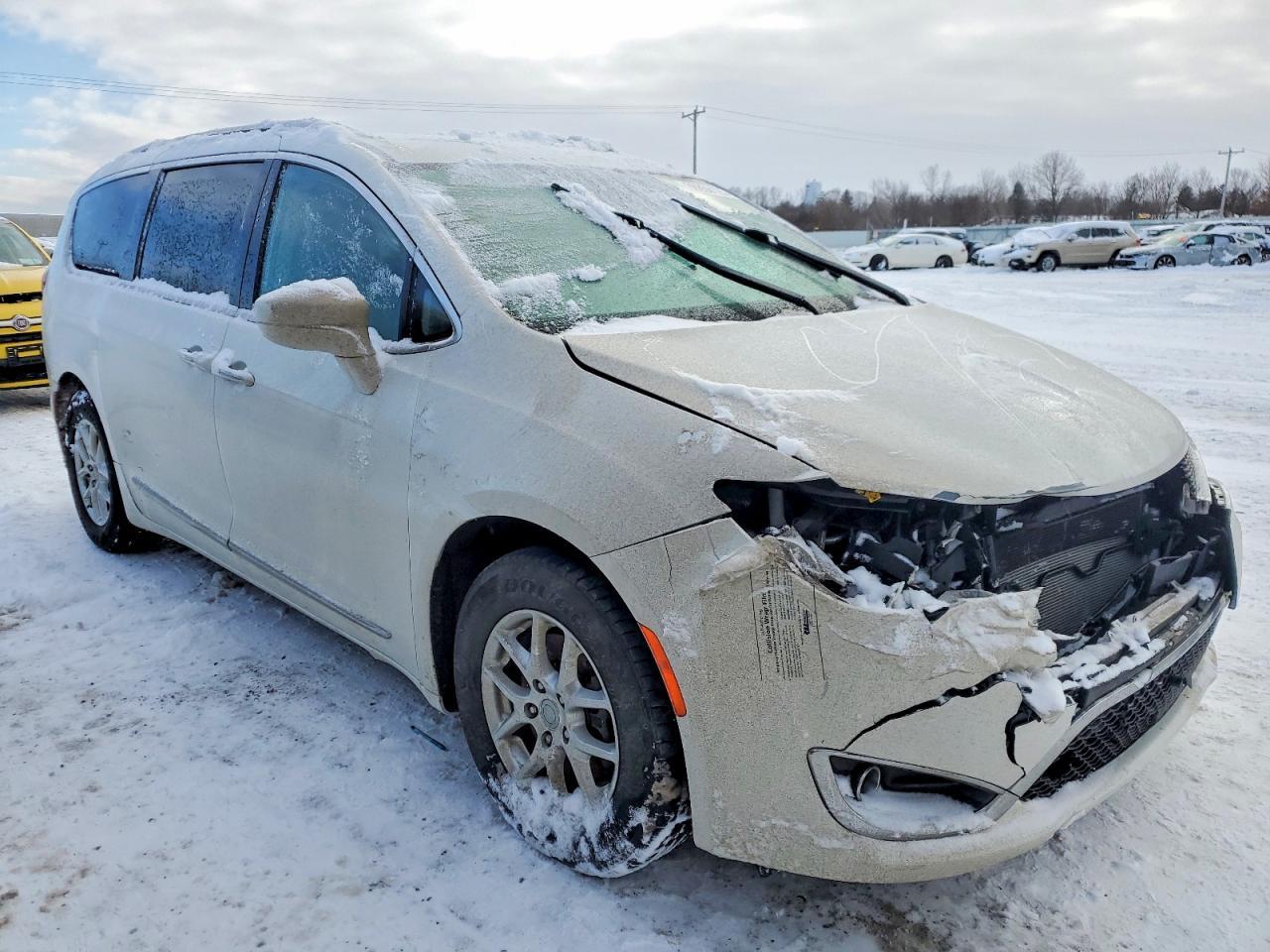 2020 CHRYSLER Pacifica
