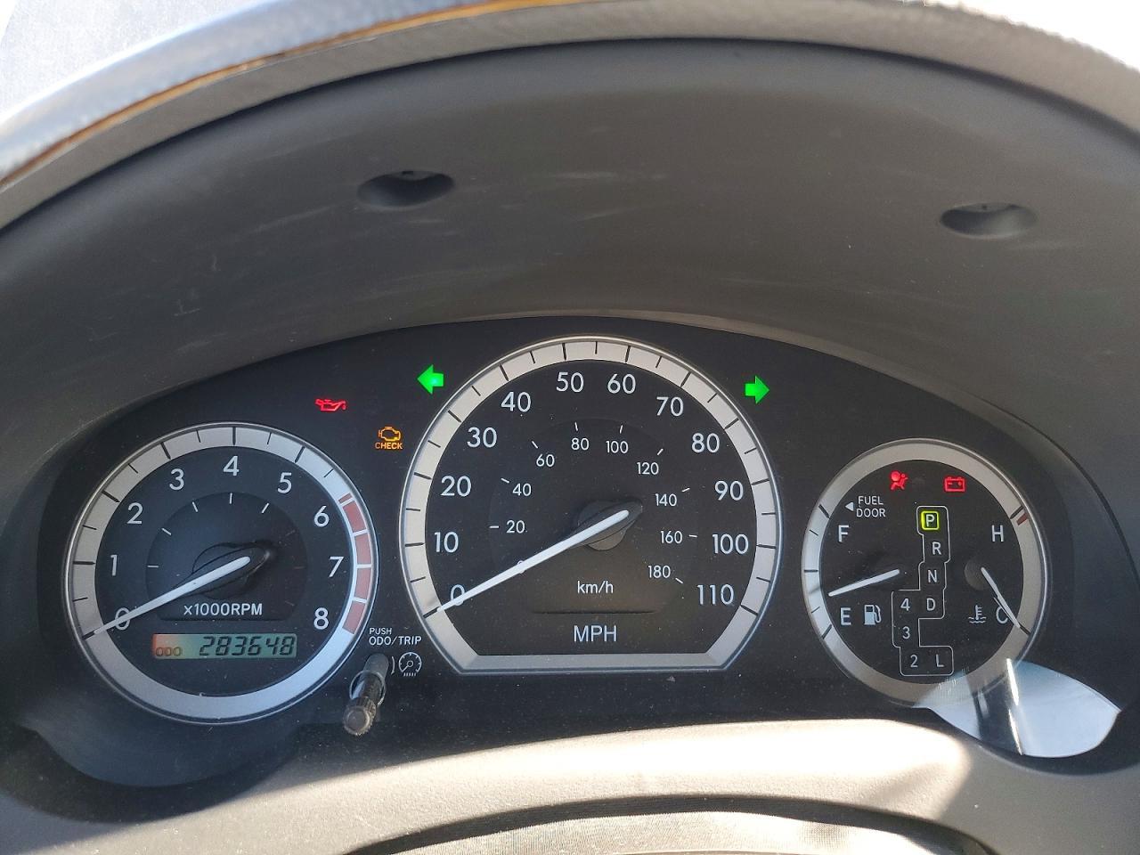 2005 TOYOTA SIENNA