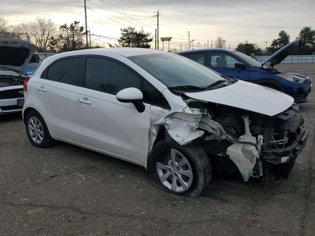 2013 KIA RIO