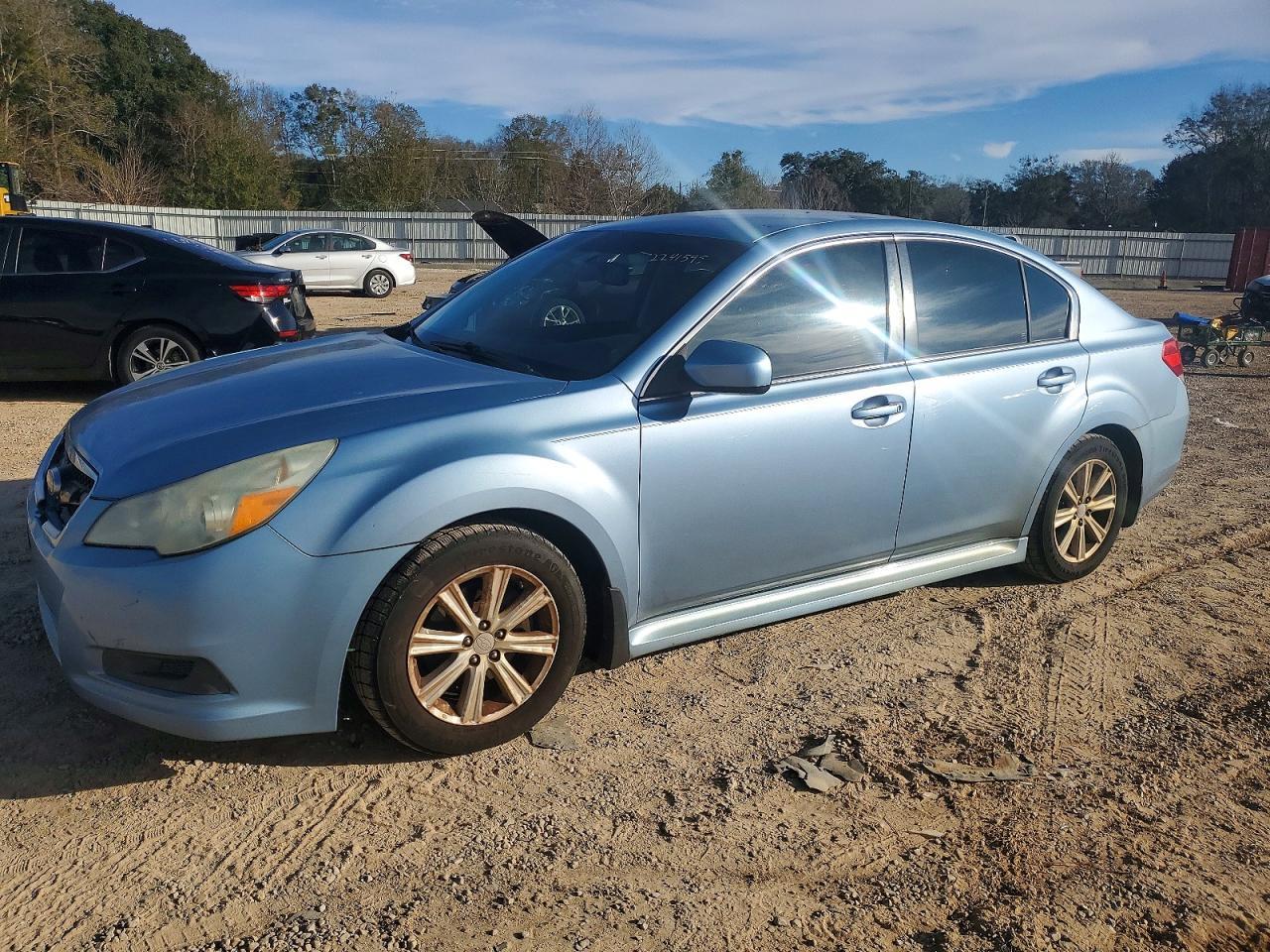 2011 SUBARU Legacy