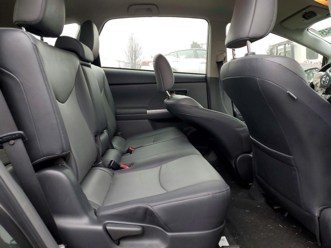 2012 TOYOTA PRIUS V
