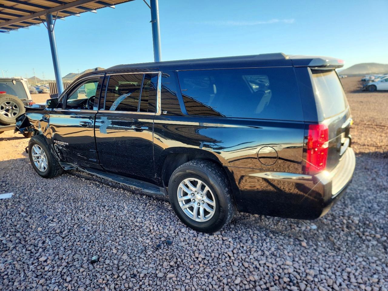2016 CHEVROLET Suburban
