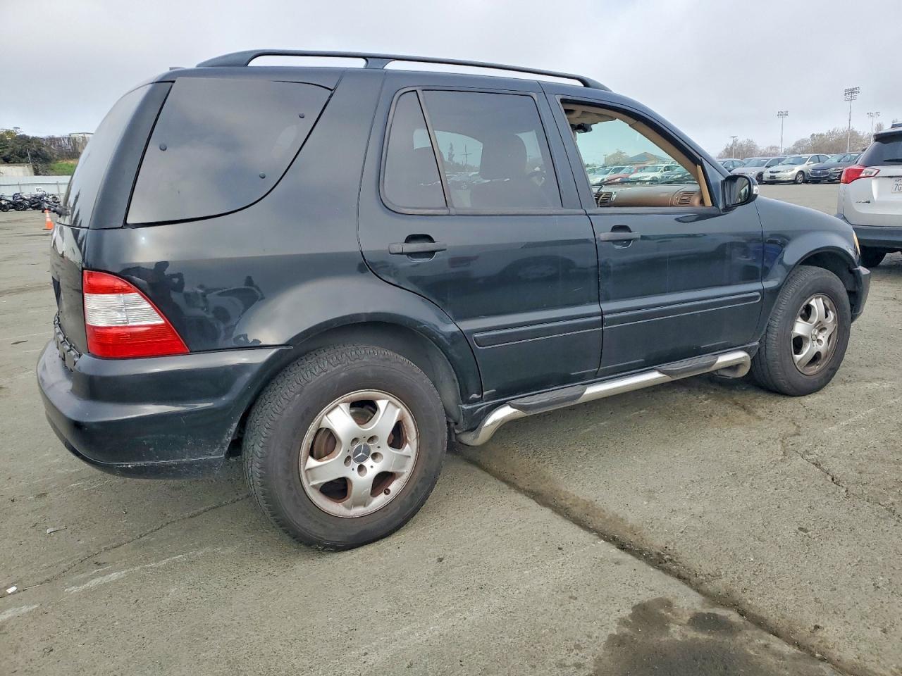 2003 MERCEDES-BENZ ML-Class