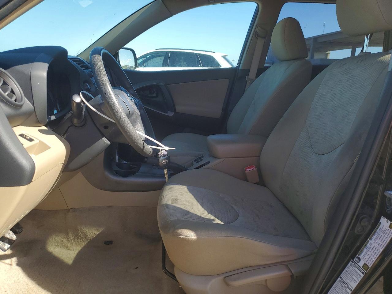 2011 TOYOTA RAV4