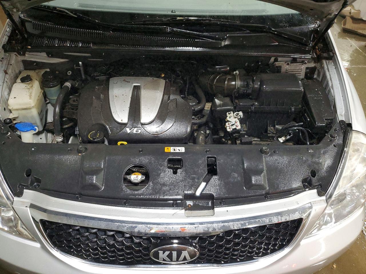 2014 KIA SEDONA