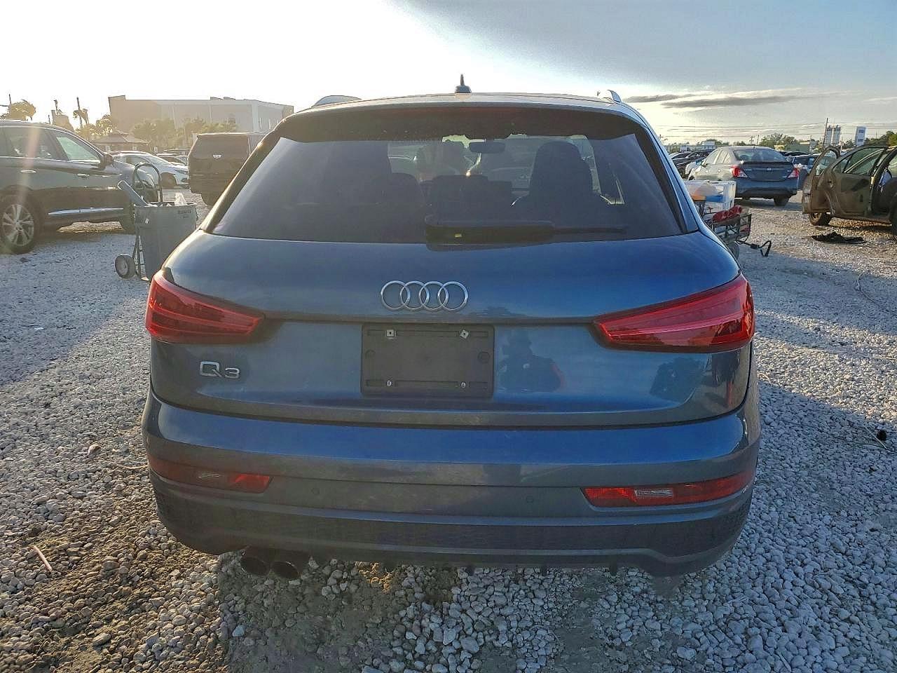 2018 AUDI Q3